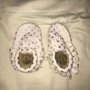 Blush dot size 3 Freshly Picked Moccs